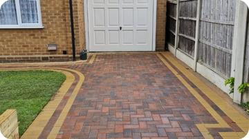 driveways in  Eastwood
